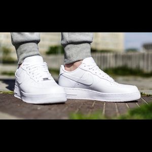 Mens Nike Air Force 1 '07